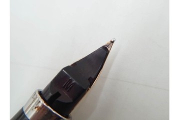 PARKER(パーカー)　STERLING925・14K(14金・585)　MONTBLANC(モンブラン)　ノブレス　デザインが異なる万年筆4点セット　ケース付き　(R-089231)