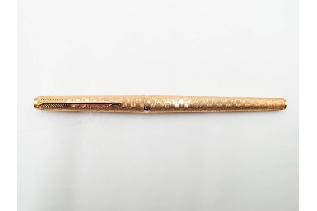 PARKER(パーカー)　STERLING925・14K(14金・585)　MONTBLANC(モンブラン)　ノブレス　デザインが異なる万年筆4点セット　ケース付き　(R-089231)