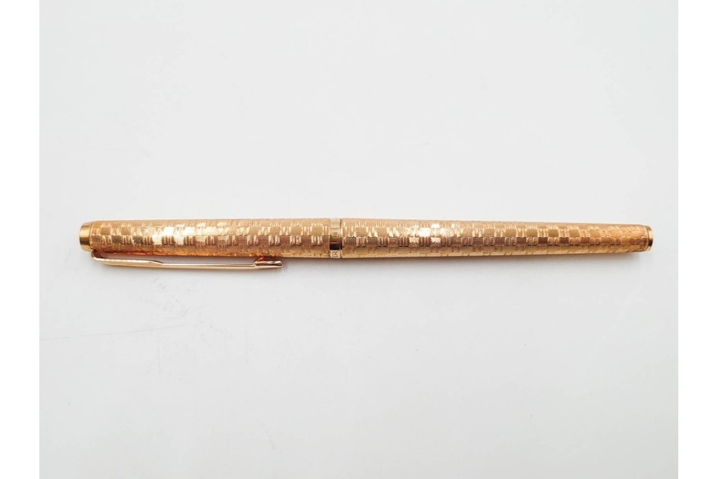 PARKER(パーカー)　STERLING925・14K(14金・585)　MONTBLANC(モンブラン)　ノブレス　デザインが異なる万年筆4点セット　ケース付き　(R-089231)