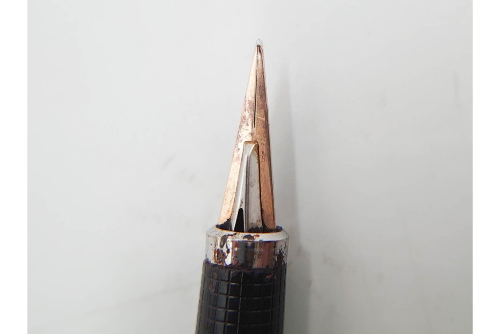 PARKER(パーカー)　STERLING925・14K(14金・585)　MONTBLANC(モンブラン)　ノブレス　デザインが異なる万年筆4点セット　ケース付き　(R-089231)