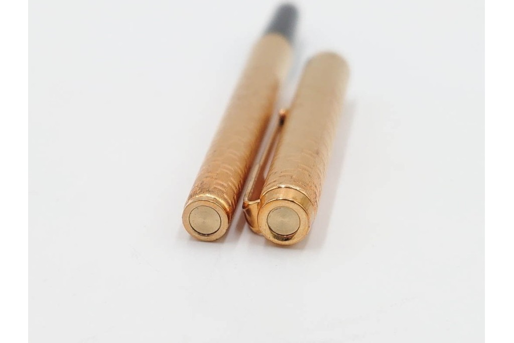 PARKER(パーカー)　STERLING925・14K(14金・585)　MONTBLANC(モンブラン)　ノブレス　デザインが異なる万年筆4点セット　ケース付き　(R-089231)