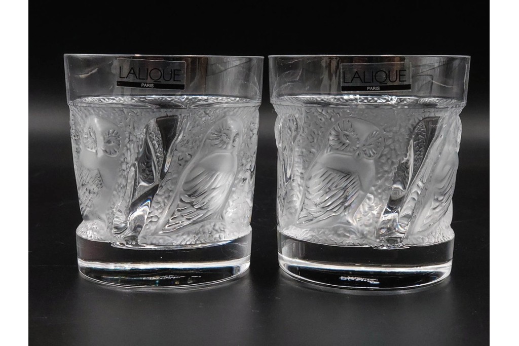 フランス　LALIQUE(ラリック)　ユロット　ふくろうモチーフが目を引くタンブラー2客セット　(R-089236)