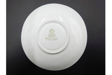 イギリス製　PARAGON(パラゴン)　金彩と薔薇のデザインが上品なカップ&ソーサー　(R-089237)