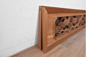 ヴィンテージ建具　昭和後期　井波彫刻　光月作　松に鶴図を格調高く彫り表した欄間2枚セット　(R-089244)