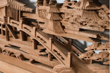 ヴィンテージ建具　昭和後期　井波彫刻　名工 横山一夢作　近江八景図を精緻に彫り上げた欄間2枚セット　(R-089246)
