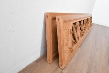 ヴィンテージ建具　昭和後期　井波彫刻　弘介作　幅約2.1m　奥行きある松竹梅図が趣深い欄間2枚セット　(R-089249)