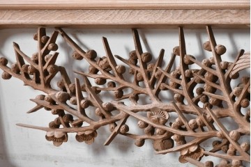 ヴィンテージ建具　昭和後期　井波彫刻　一雪作　幅約2.1m　四君子に雀文を表した彫刻欄間2枚セット　(R-089250)