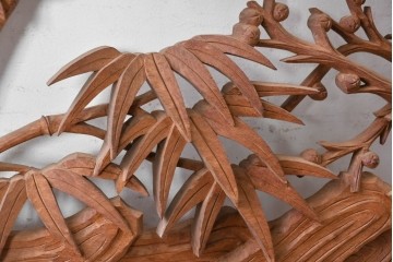 ヴィンテージ建具　昭和後期　井波彫刻　幅約2.1m　和の趣を深める松竹梅図の彫刻欄間2枚セット　(R-089252)