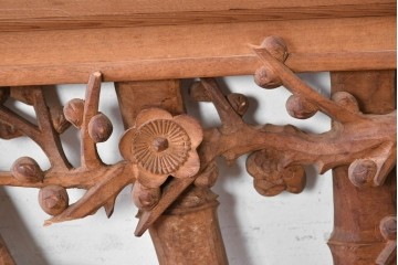 ヴィンテージ建具　昭和中期から昭和後期　井波彫刻　寿光作　幅約2.1m　松竹梅図を表した欄間2枚セット　(R-089253)