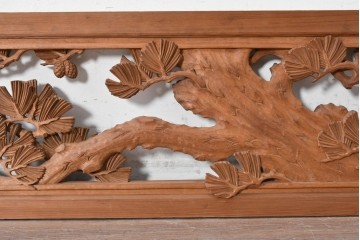 ヴィンテージ建具　昭和中期から昭和後期　井波彫刻　寿光作　幅約2.1m　松竹梅図を表した欄間2枚セット　(R-089253)