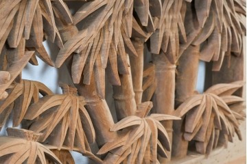 ヴィンテージ建具　昭和後期　井波彫刻　松竹梅が広がる幅約2.3mの欄間2枚セット　(R-089254)