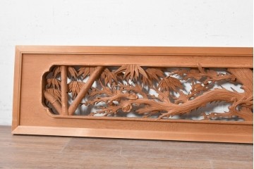 ヴィンテージ建具　昭和後期　屋久杉?　和の空間を彩る透かし彫り欄間1枚　(R-089257)