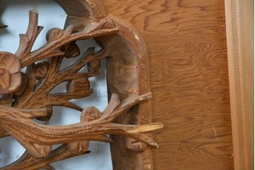 ヴィンテージ建具　昭和後期　屋久杉?　和の空間を彩る透かし彫り欄間1枚　(R-089257)