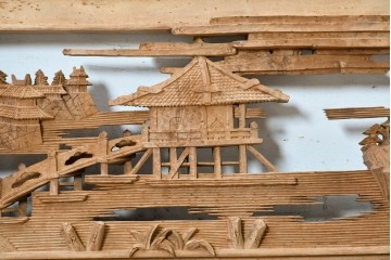 ヴィンテージ建具　昭和中期　北陸産　近江八景図　風景を繊細に彫り上げた欄間1枚　(R-089259)