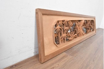 ヴィンテージ建具　昭和中期　北陸産　梅と竹の繊細な透かし彫りを楽しめる欄間1枚　(R-089260)