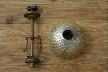 イギリスアンティーク　1940年頃　希少!!　マーキュリーガラス(中空二重構造)　槌目模様が光を美しく映すペンダントライト　(R-089264)
