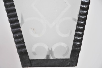《引っ掛けシーリング式ペンダントライト加工費込み》　イギリスヴィンテージ　アイアン　模様入りの曇りガラスがやわらかな印象を添えるペンダントライト　(R-089269)