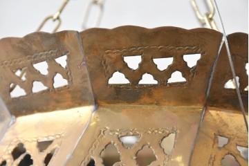 《引っ掛けシーリング式ペンダントライト加工費込み》　ヴィンテージ照明　アラビアン　真鍮製　透かし模様が美しいオリエンタルなペンダントライト　(R-089273)