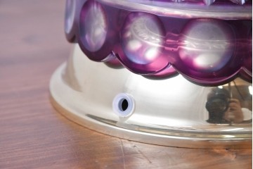 《スタンドライト加工費込み》　中古　美品　チェコ　LIGLASS(リグラス)　紫色の装飾が華やかな3灯置き型照明　定価推定約25万円　(R-089277)