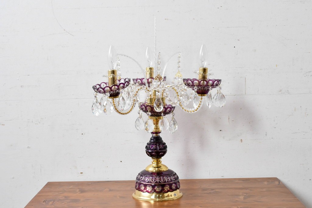 《スタンドライト加工費込み》　中古　美品　チェコ　LIGLASS(リグラス)　紫色の装飾が華やかな3灯置き型照明　定価約25万円　(R-089278)