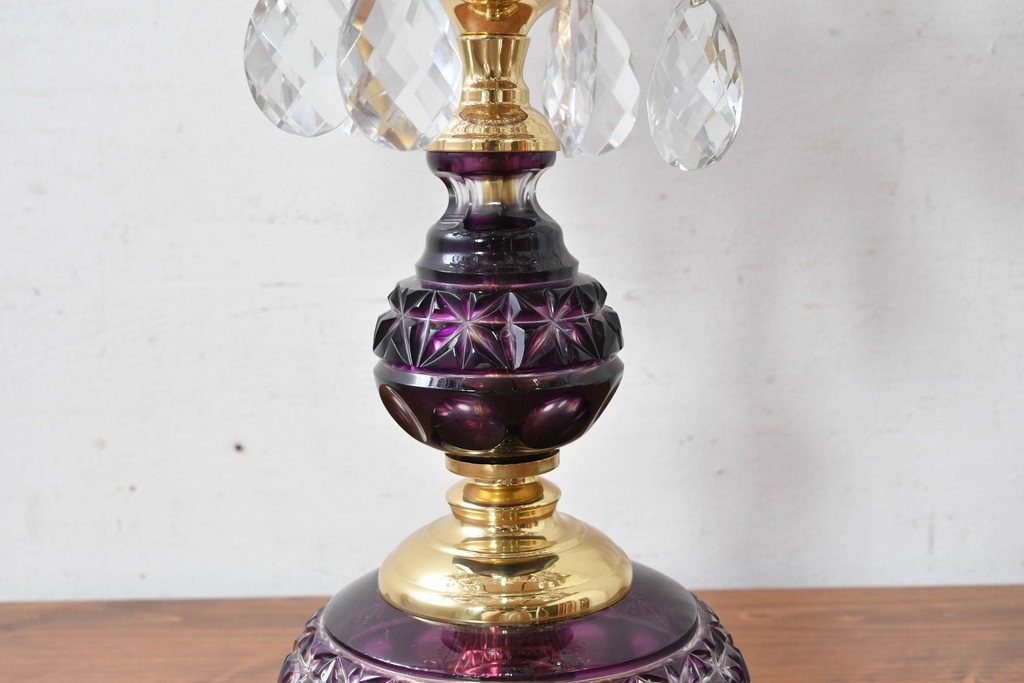 《スタンドライト加工費込み》　中古　美品　チェコ　LIGLASS(リグラス)　紫色の装飾が華やかな3灯置き型照明　定価約25万円　(R-089278)