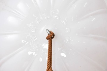 《引っ掛けシーリング式ペンダントライト加工費込み》　和製アンティーク　ふっくらと丸みのあるぼんぼり型フォルムが可愛らしいランプシェード　(R-089290)