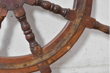 イギリスアンティーク　挽物細工が施された存在感のある舵輪　(R-089295)
