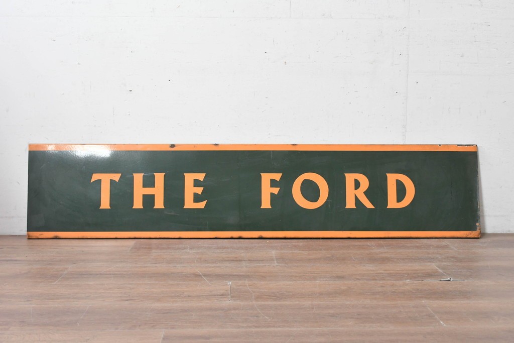 イギリスアンティーク　1930年から1950年頃　THE FORD　グリーンとオレンジのカラーリングがお洒落な看板　(R-089297)