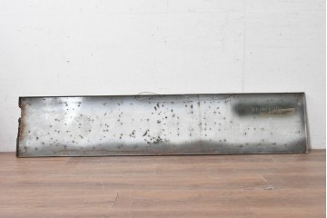 イギリスアンティーク　1930年から1950年頃　CHARRINGTON　グリーンとオレンジのカラーリングがお洒落な看板　(R-089298)
