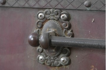ヴィンテージ建具　銅板　大振りで存在感のある両開き門扉2枚(1対)セット　(R-089303)