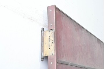 ヴィンテージ建具　銅板　大振りで存在感のある両開き門扉2枚(1対)セット　(R-089303)