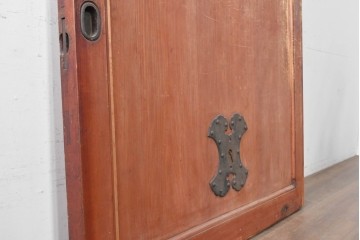 アンティーク建具　明治から大正期　新潟産　檜(ヒノキ)材　重厚な飾り金具を備えた蔵戸1枚　(R-089304)