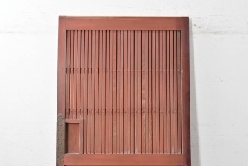 アンティーク建具　昭和初期　北陸産　総欅(ケヤキ)材　縦格子と重厚な飾り金具が印象的な蔵戸1枚　(R-089305)