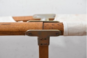 和製ヴィンテージ　店舗什器としてもおすすめの折り畳み式の簡易ベッド　(R-089309)