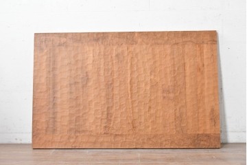 中古　チーク無垢材　リバーシブルで楽しめる!　片面に名栗(なぐり)加工が施された天板　(R-089314)