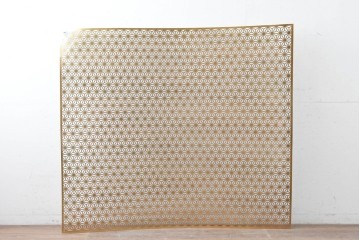 中古建具　鉄製　組子デザイン　麻の葉文様が端正に連なる透かし金属パネル1枚　※在庫2点あります　(R-089317)