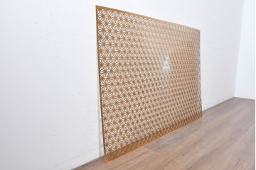 中古建具　鉄製　組子デザイン　麻の葉文様が端正に連なる透かし金属パネル1枚　※在庫4点あります　(R-089319)