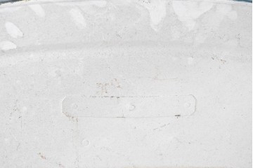 イタリアヴィンテージ　扇形のフォルムとロゴデザインが目を惹く葡萄収穫用バスケット　(R-089335)