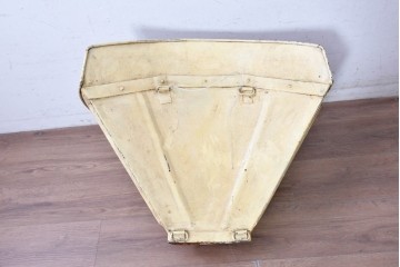 イタリアヴィンテージ　葡萄柄イエローカラーが目を惹く葡萄収穫用バスケット　(R-089336)