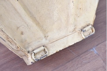 イタリアヴィンテージ　葡萄柄イエローカラーが目を惹く葡萄収穫用バスケット　(R-089336)