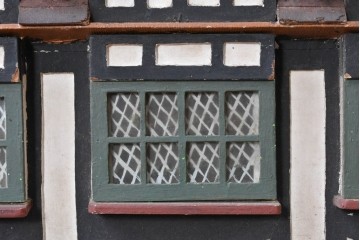 西洋の街並みを思わせる建物モチーフの立体壁掛けオブジェ　(R-089340)