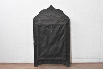 ヴィンテージ　1980年から1990年頃　モロッコ　 鋲を多用した装飾のエキゾチックなウォールミラー　(R-089347)