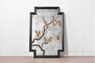 アジアンヴィンテージ　中国　縁起物の桃と蝶が描かれたミラーウォールアート　(R-089356)