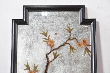 アジアンヴィンテージ　中国　縁起物の桃と蝶が描かれたミラーウォールアート　(R-089356)