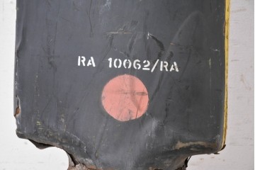 ヴィンテージ　希少!　詳細不明　RA 10062/RA　航空機のプロペラと思われる無骨な雰囲気のブレード　※ディスプレイ用　(R-089362)