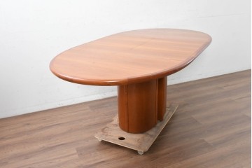 デンマークヴィンテージ　希少!!　skovby(スコービー)　チェリー材　丸みのある天板が上品なエクステンションテーブル　(R-089366)