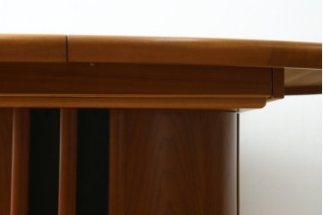 デンマークヴィンテージ　希少!!　skovby(スコービー)　チェリー材　丸みのある天板が上品なエクステンションテーブル　(R-089366)