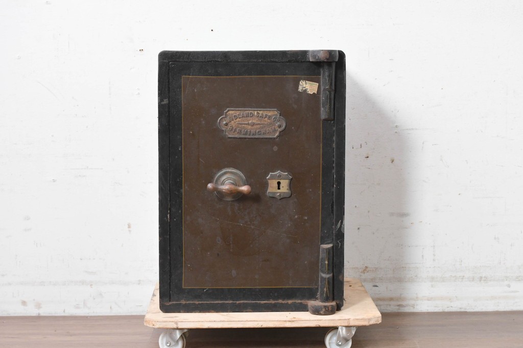イギリスアンティーク　MIDLAND SAFE Co.(ミッドランド・セーフ)　重厚な佇まいの金庫　(R-089369)