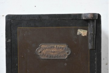 イギリスアンティーク　MIDLAND SAFE Co.(ミッドランド・セーフ)　重厚な佇まいの金庫　(R-089369)