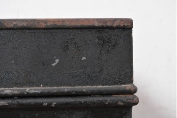 イギリスアンティーク　1880年頃　ミルナーズ社(MILNER & SON LIVERPOOL)　英国紋章のレリーフが目を引く耐火金庫　(R-089370)